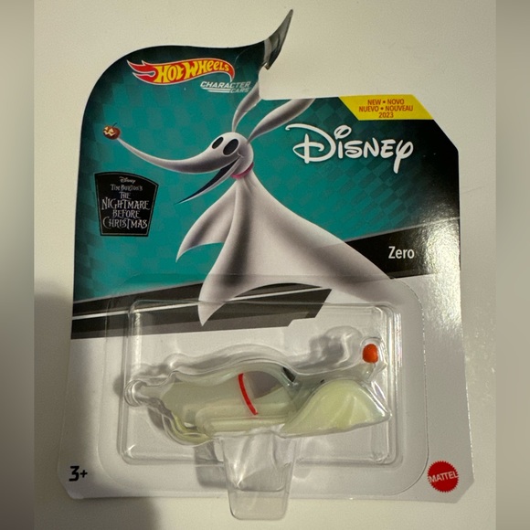 Hot Wheels Character Cars Disney Nightmare Before Christmas Zero NWT - Picture 1 of 4